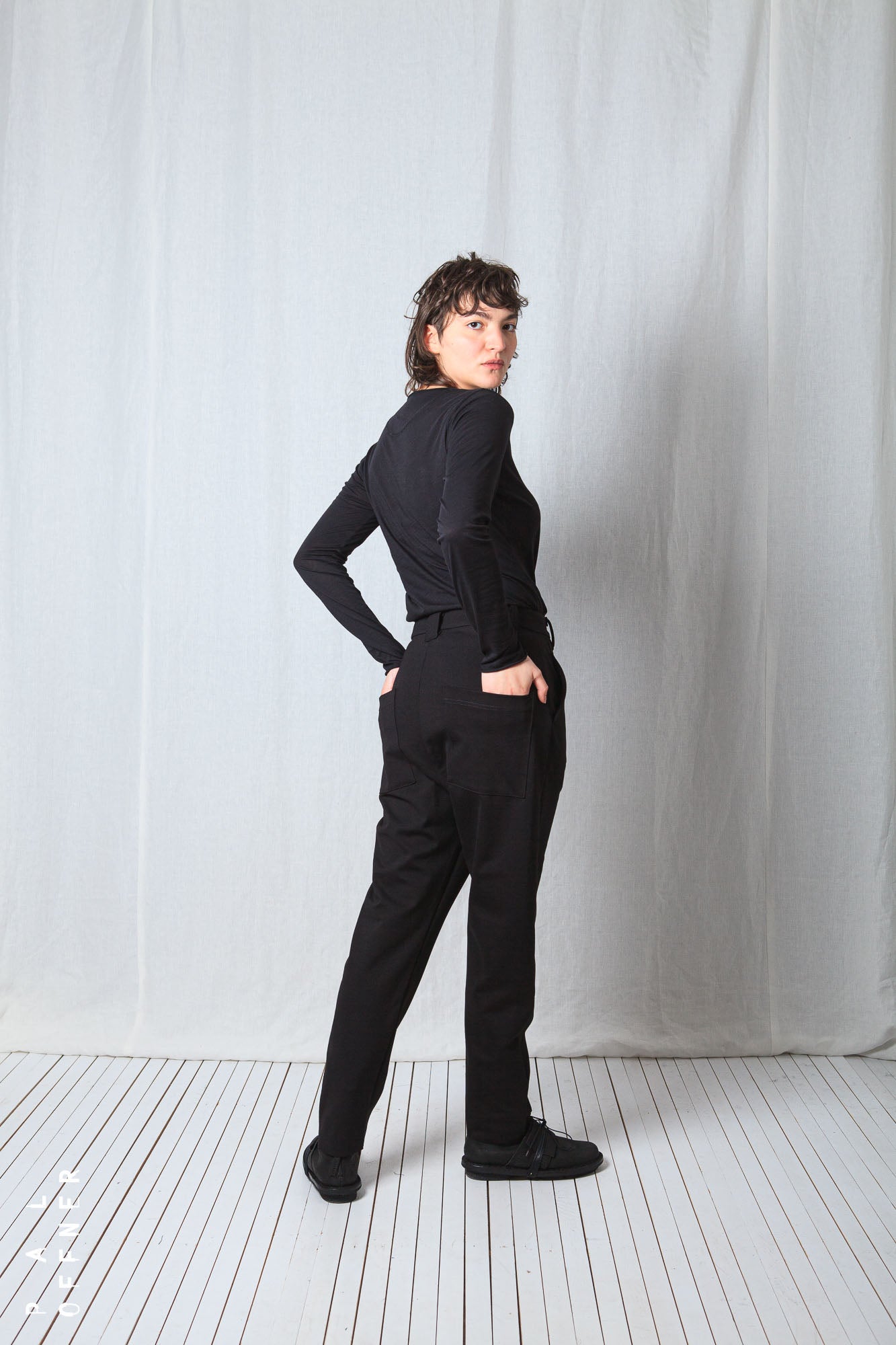 Bit Low Trousers_Luxury Bi-Stretch Tricot