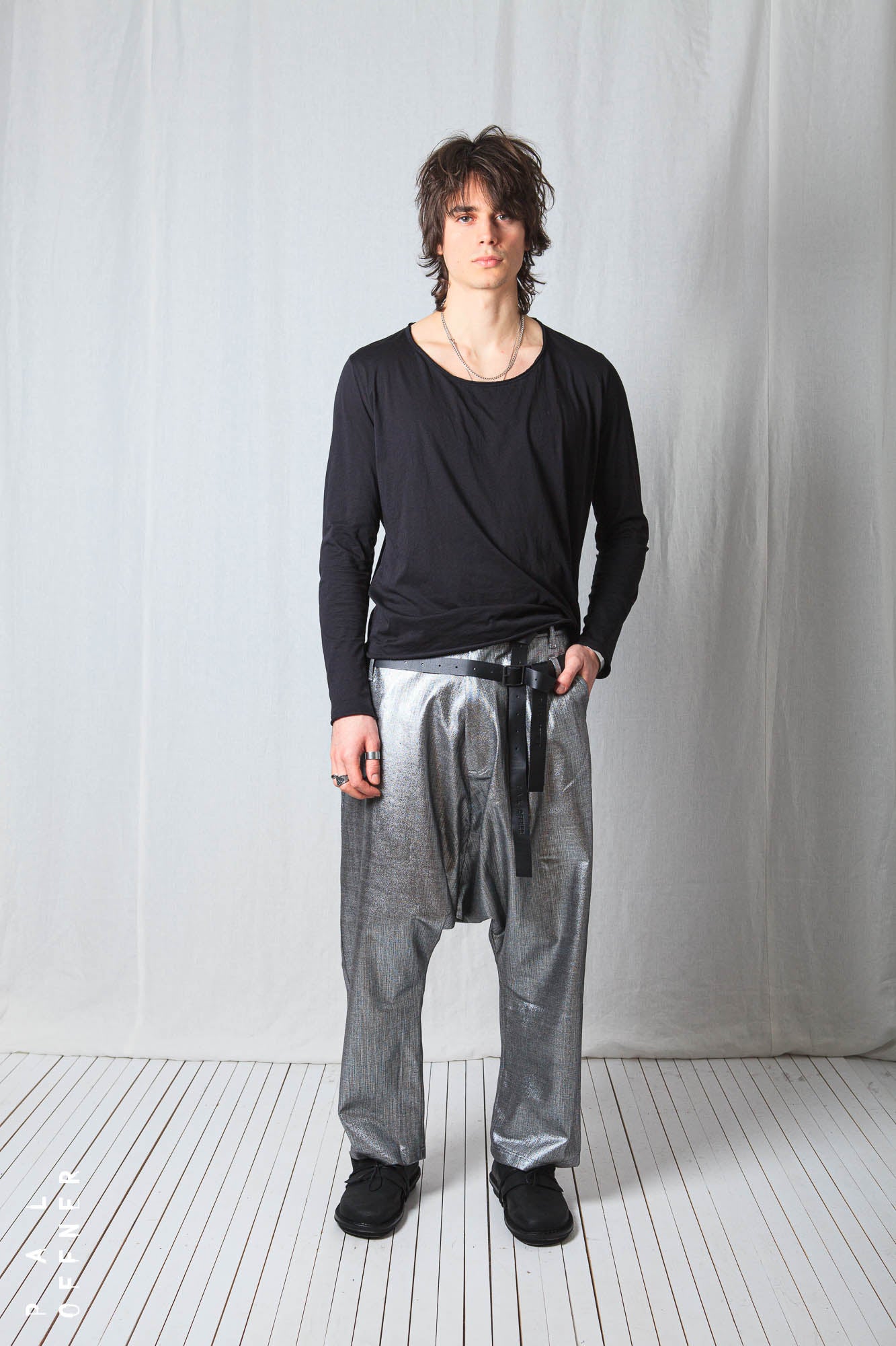 Double Belted Hang Loose Trousers_Metallic Denim