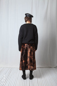 Double Slit Skirt_Fluid Velvet