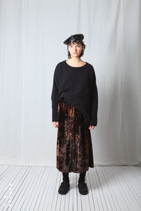 Double Slit Skirt_Fluid Velvet