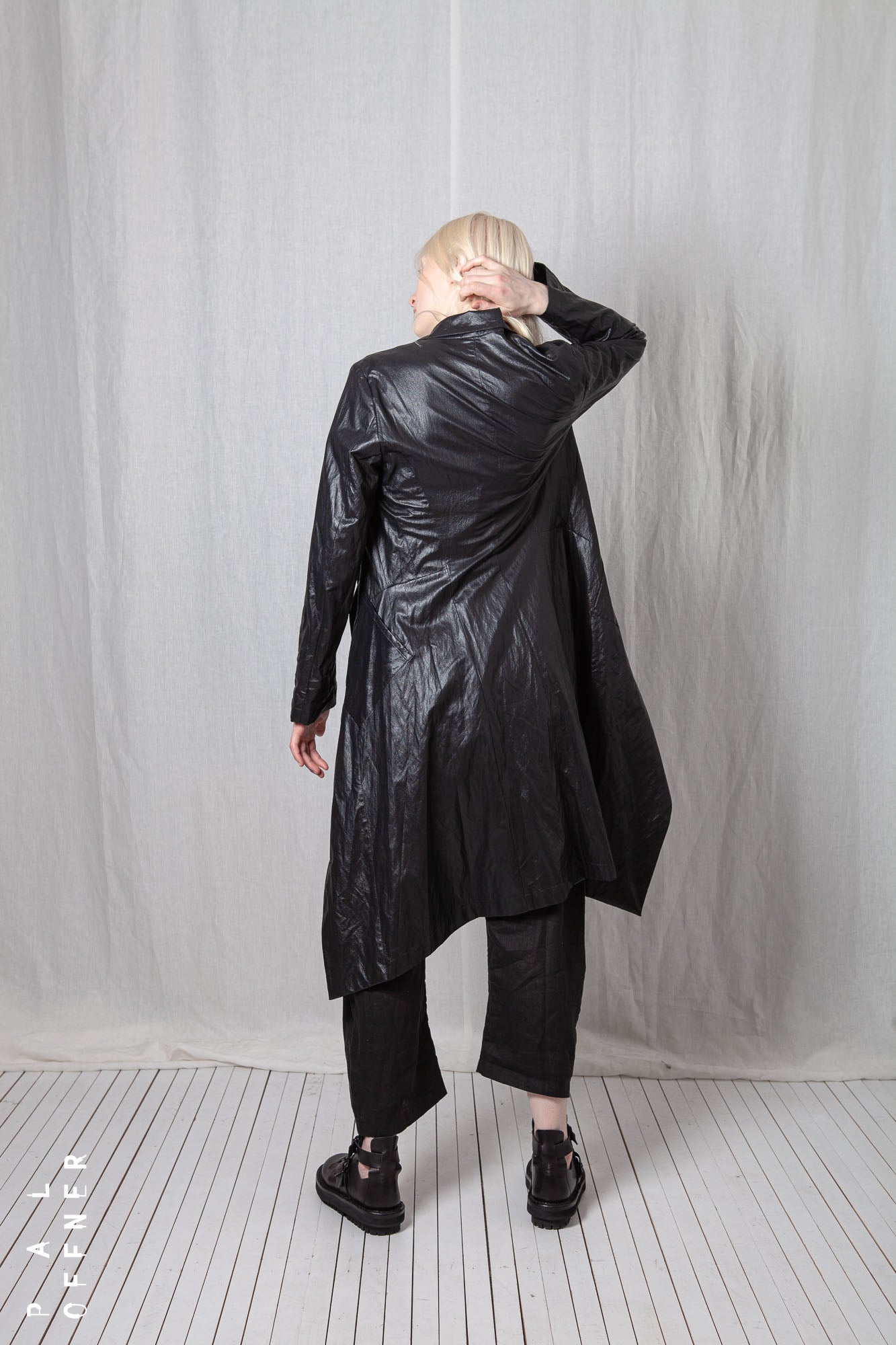 Draped Coat_Coated Viscose