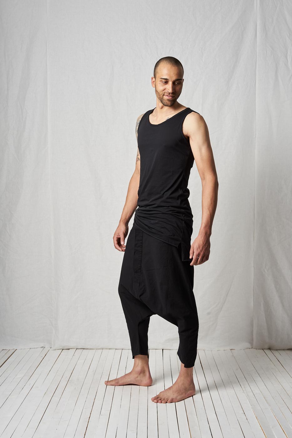 Extreme Low Crotch Trousers_Crepe Stretch