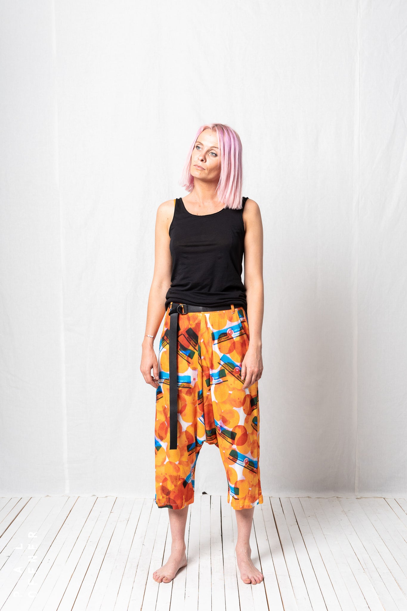 Hang Loose Trousers_Crepe Marrcoaine