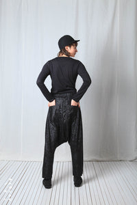 Loose Pull-On Trousers_Laminated Flake