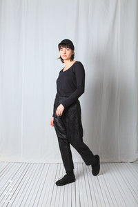 Loose Pull-On Trousers_Laminated Flake