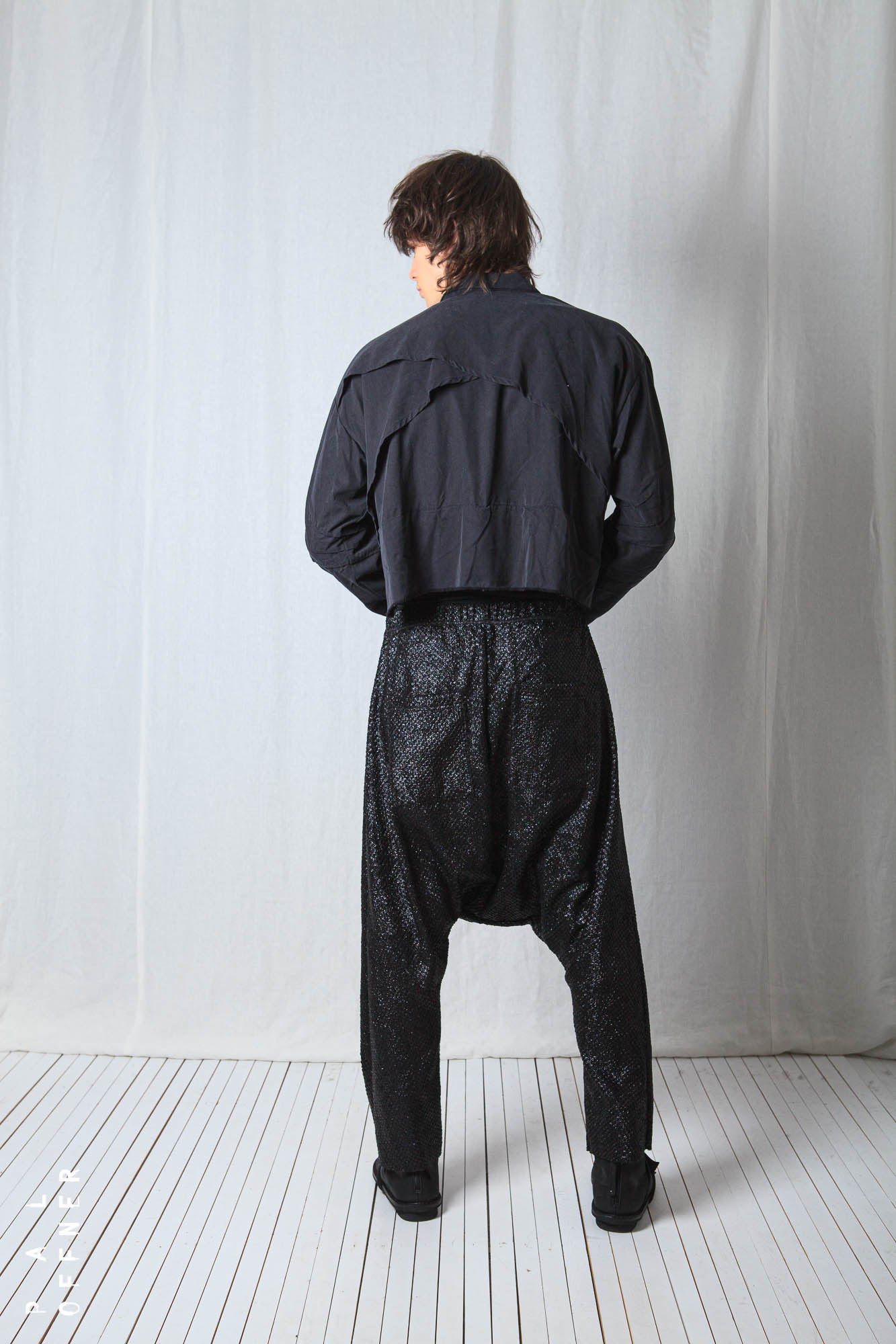 Loose Pull-On Trousers_Laminated Flake