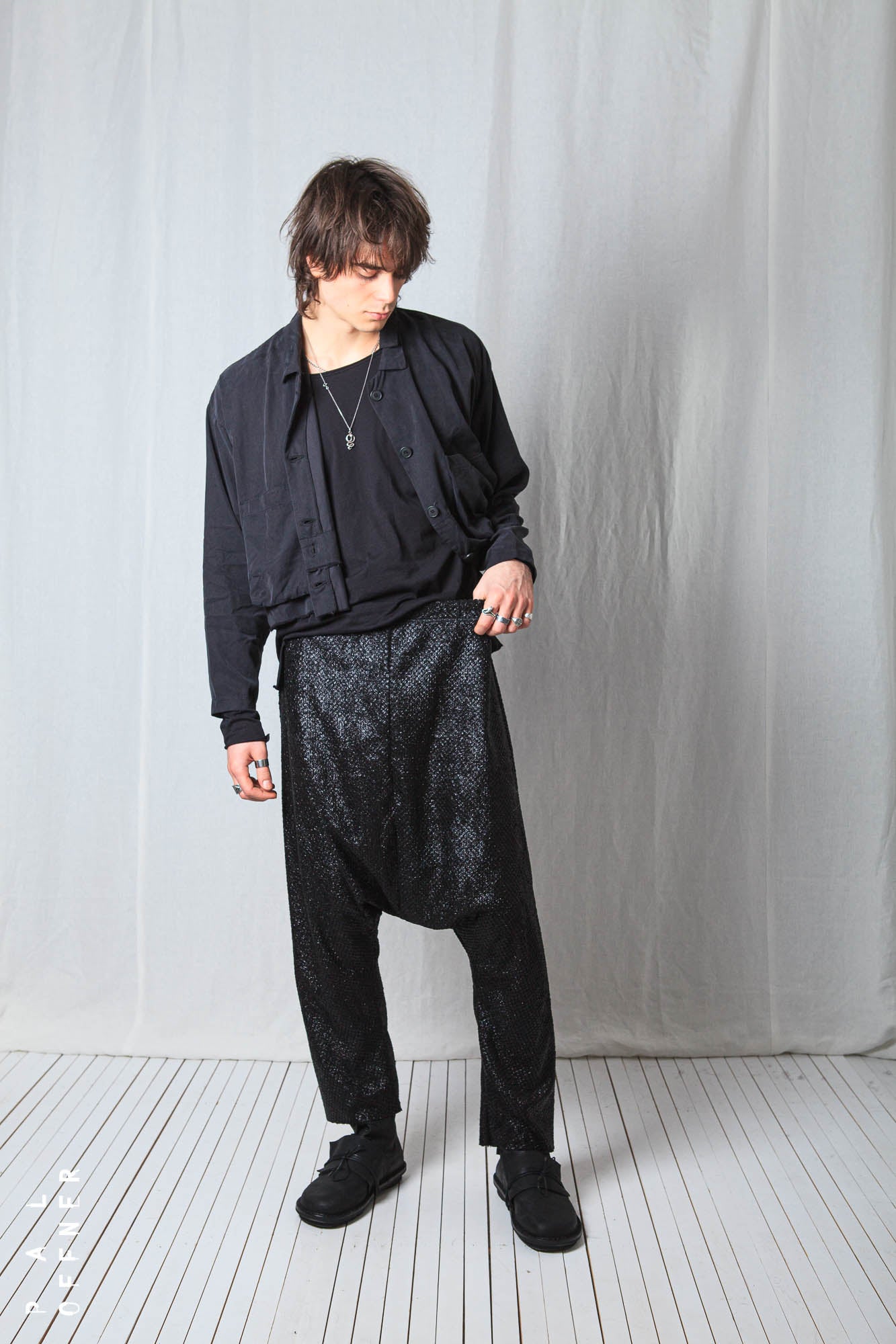 Loose Pull-On Trousers_Laminated Flake