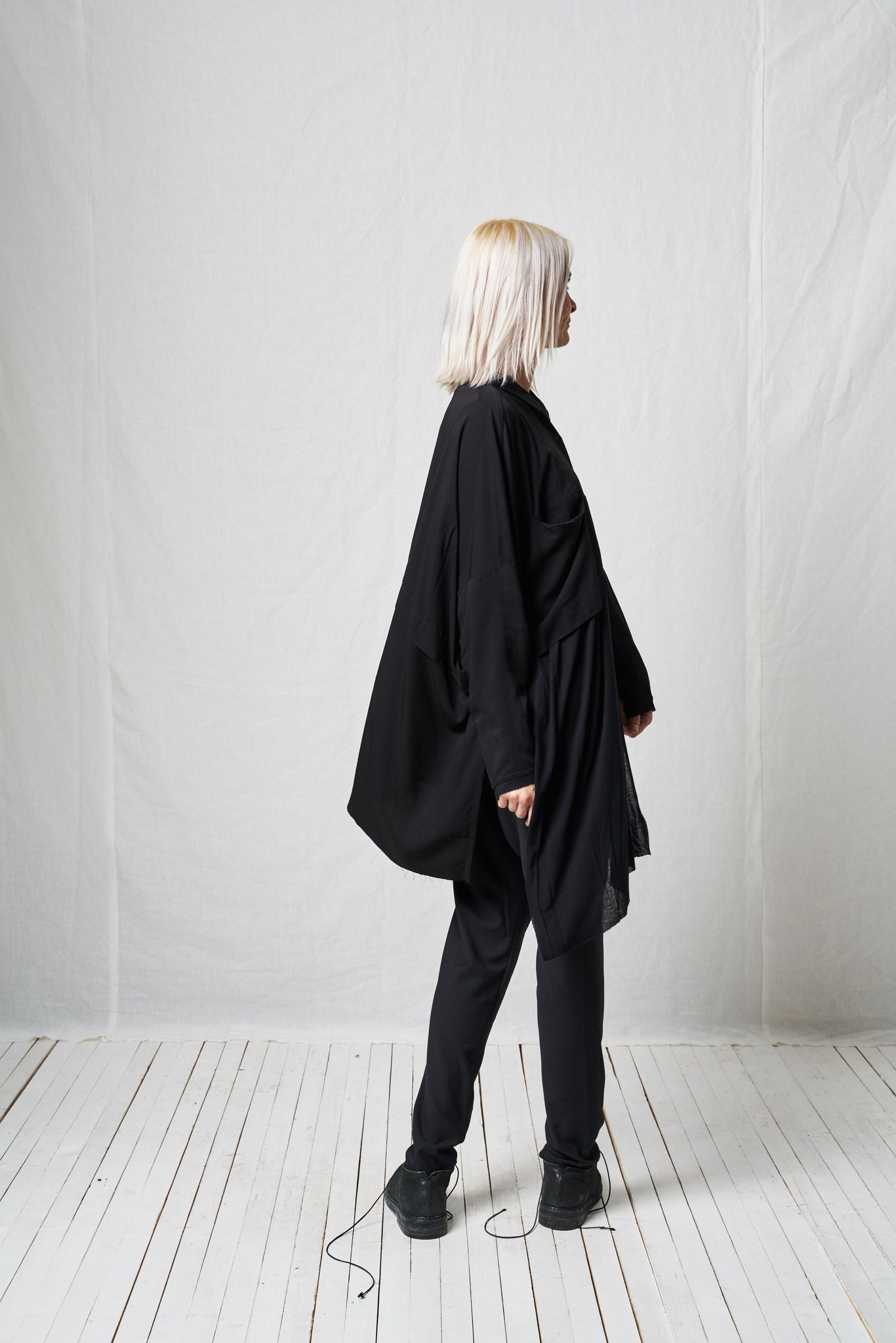 Patch Shirt_Flowing Viscose + Knit-Like Jersey