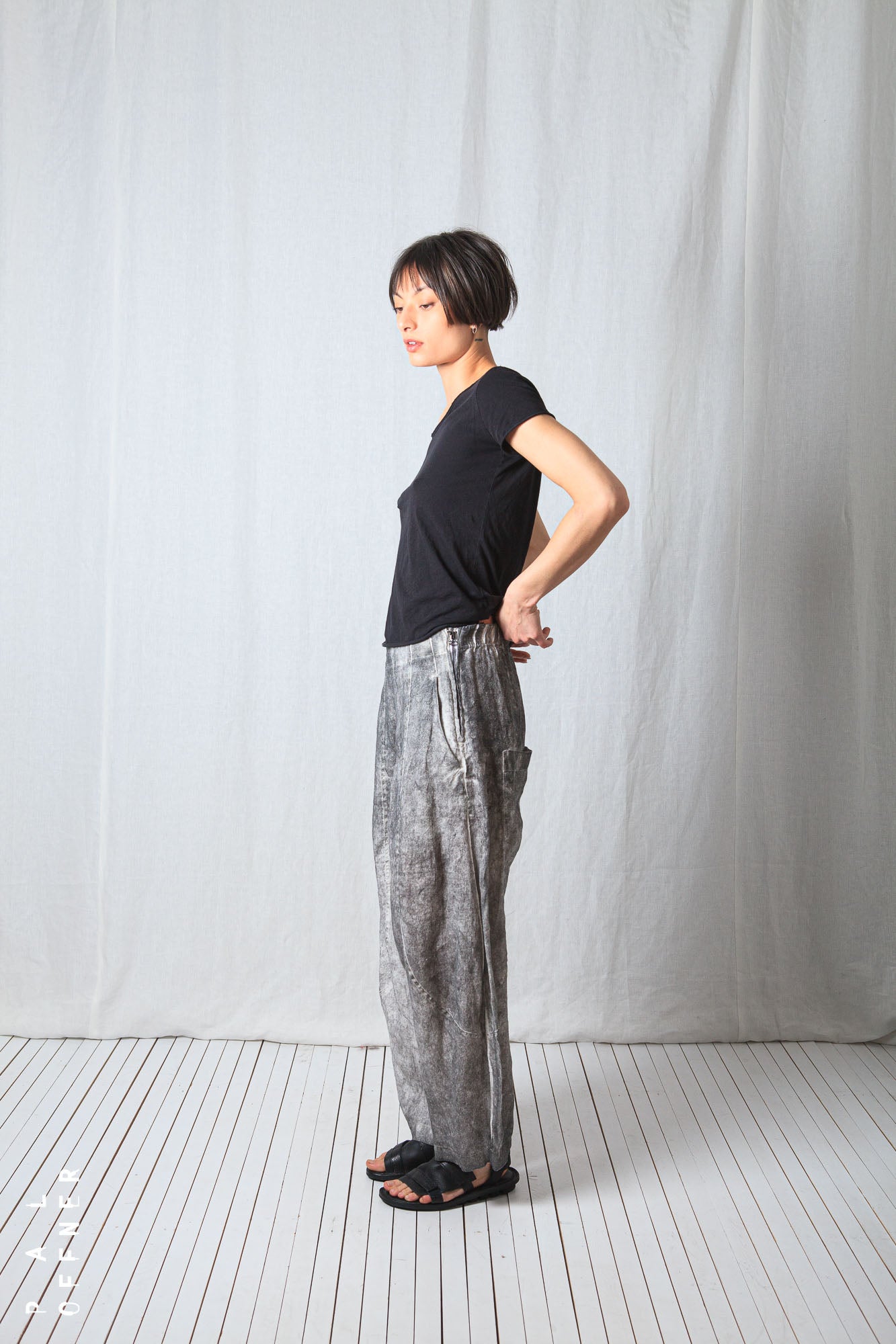 Pull On Egg Shape Trousers_Linen