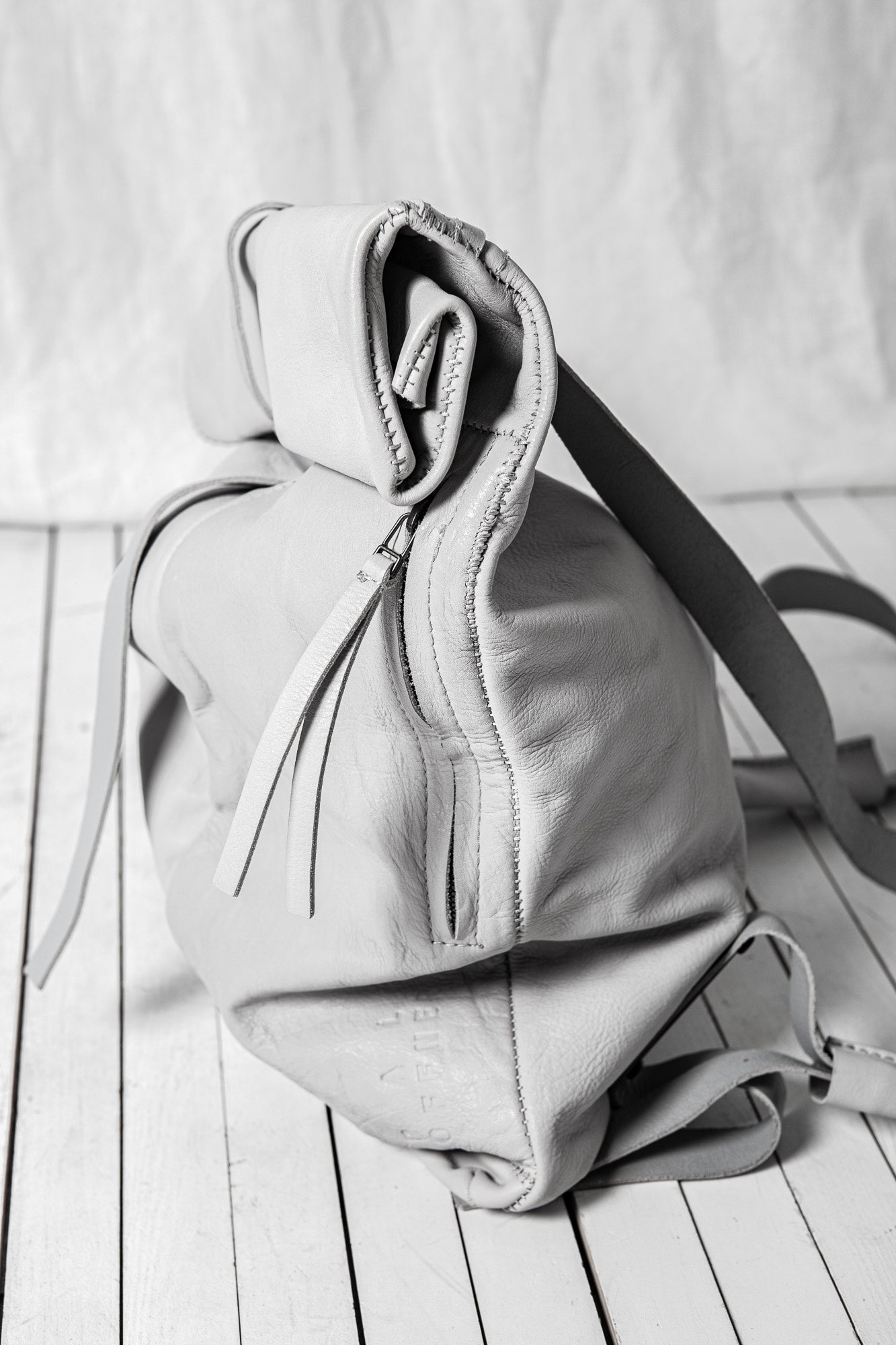 Roll Top Backpack_Leather