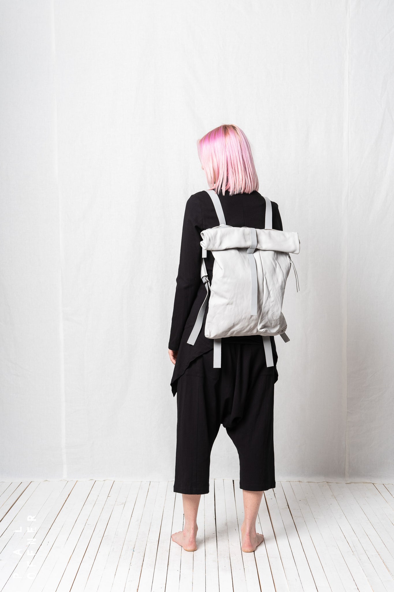 Roll Top Backpack_Leather