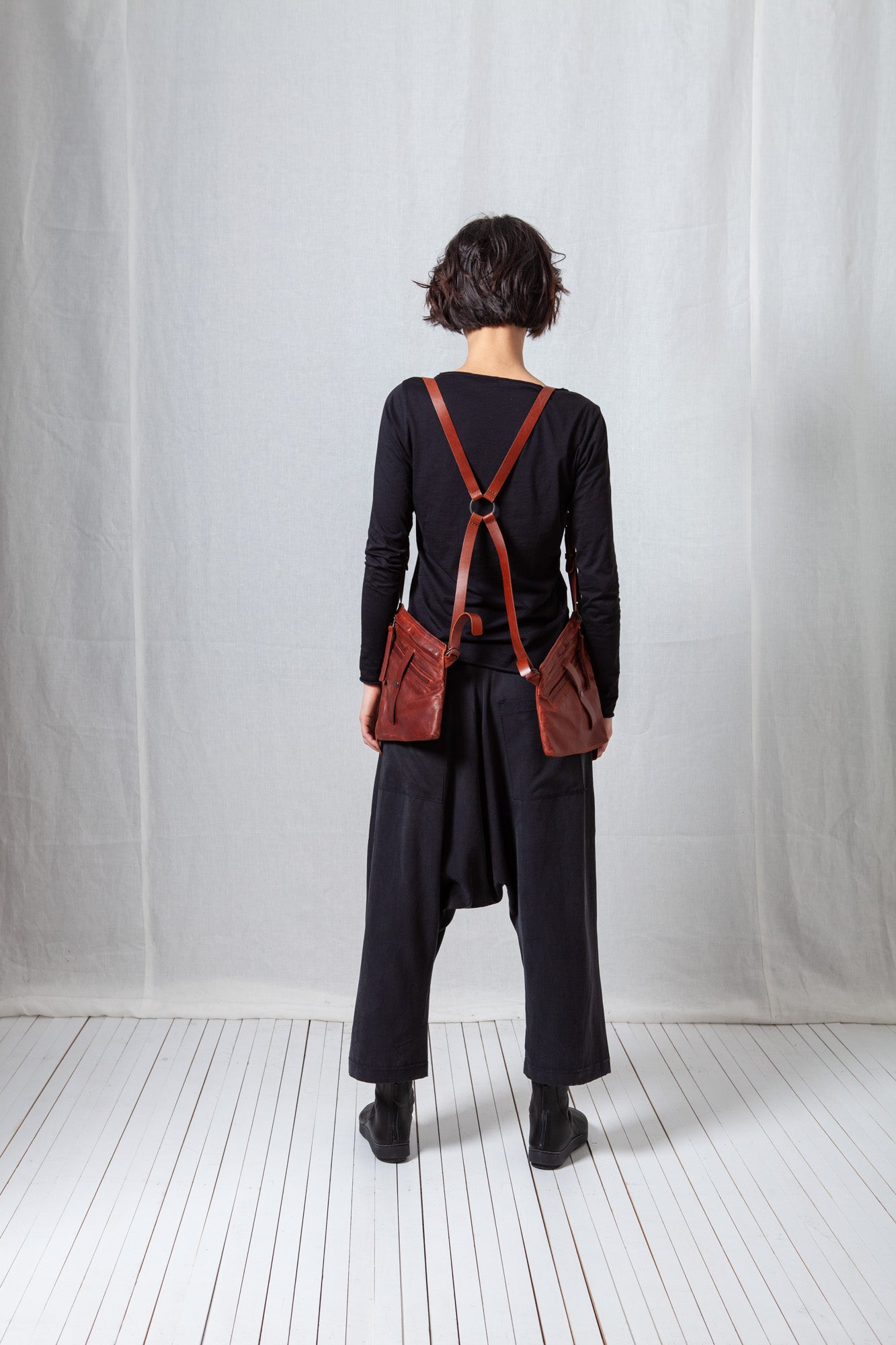 Small Suspender Bag_Leather